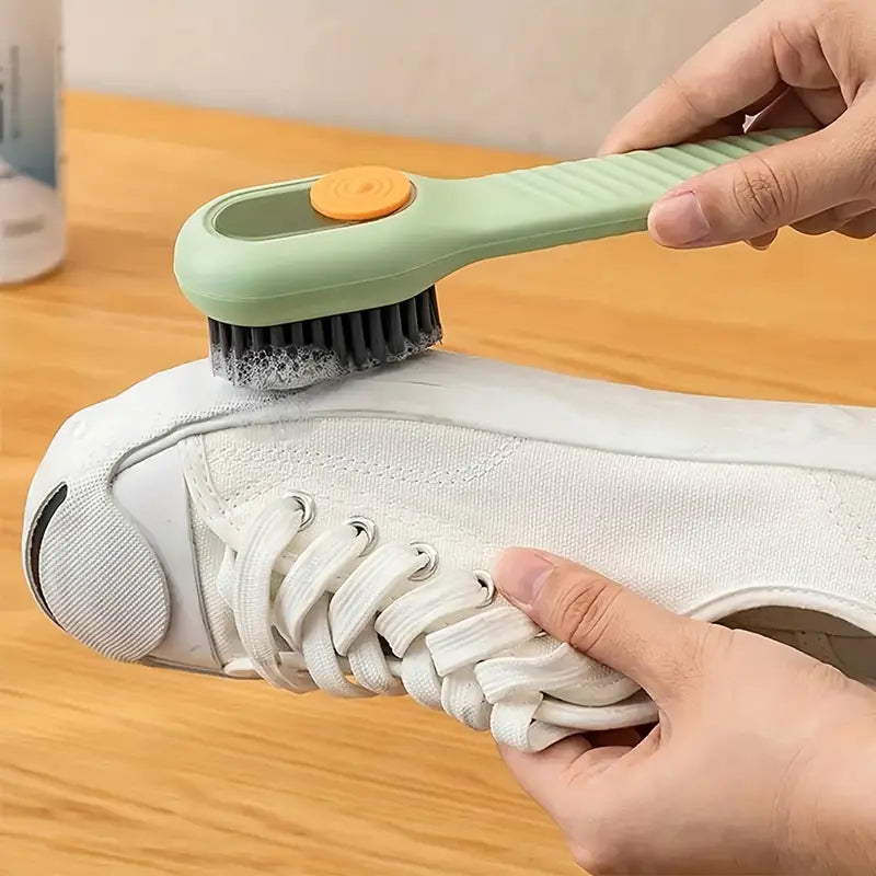 Escova de Limpeza de Sapatos com Dispensador de Sabão